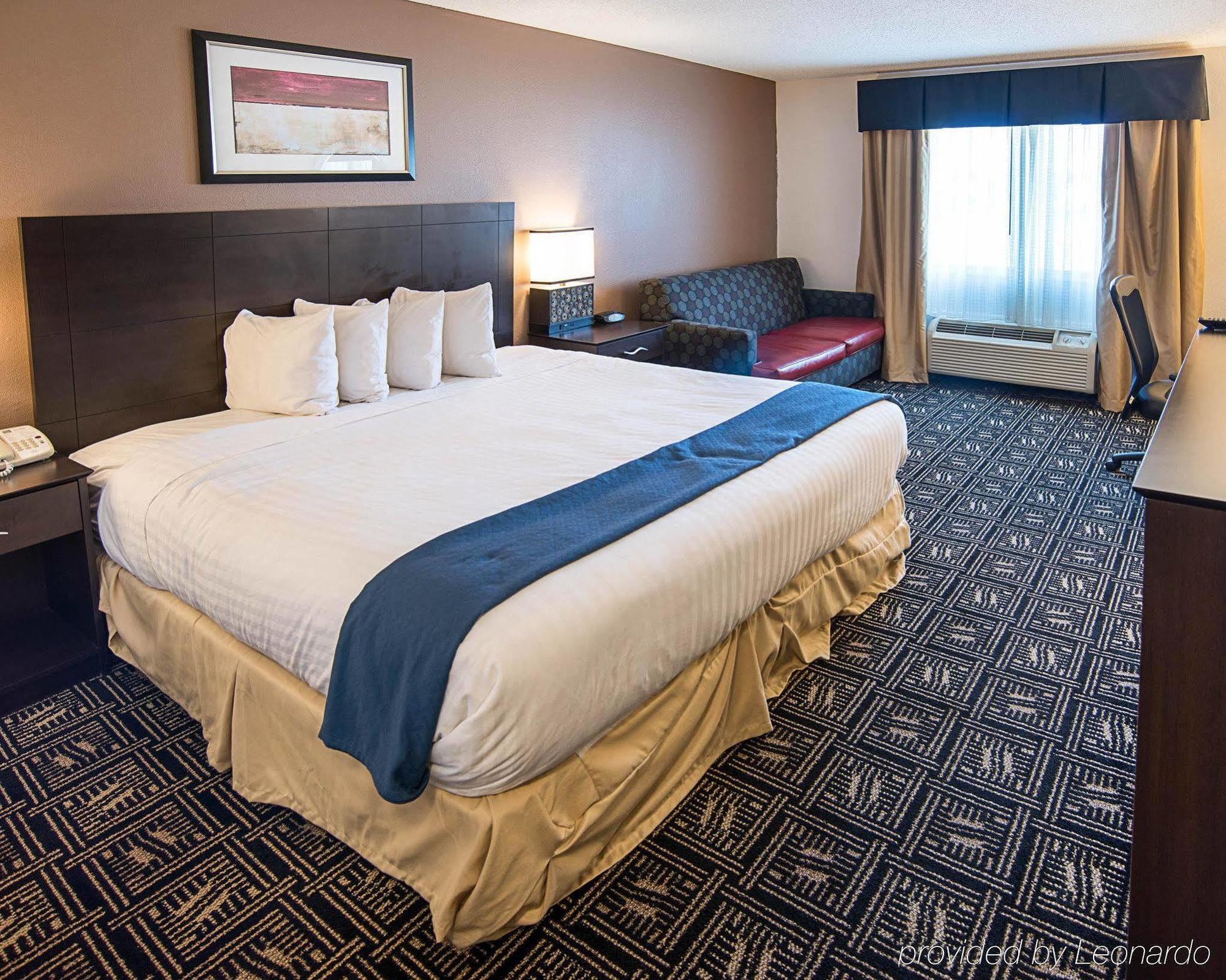 Quality Inn Бруклин-Сентер Экстерьер фото