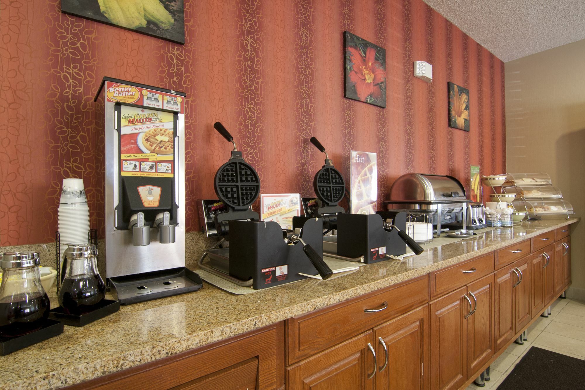 Quality Inn Бруклин-Сентер Экстерьер фото